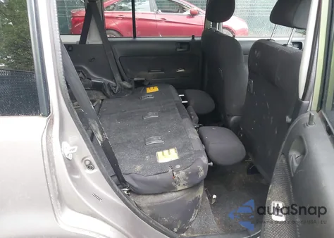 2005 Scion Xb Xb из США, поврежденный, VIN JTLKT324754012202